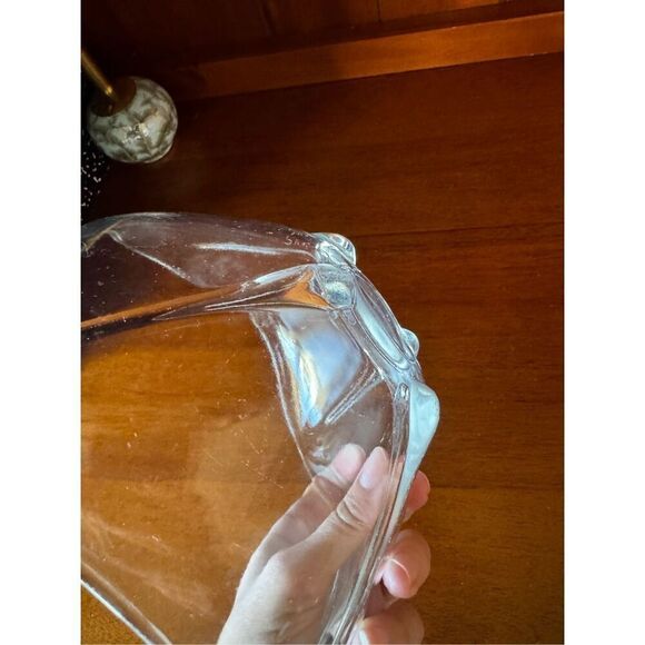 Glass candy bowl clear wavy jellyfish trinket dish with feet curved flowy edge - Picture 4 of 5